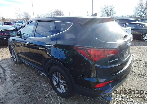 2017 Hyundai Santa Fe Sport 2.4L z USA, uszkodzony, nr VIN 5XYZTDLB5HG442491